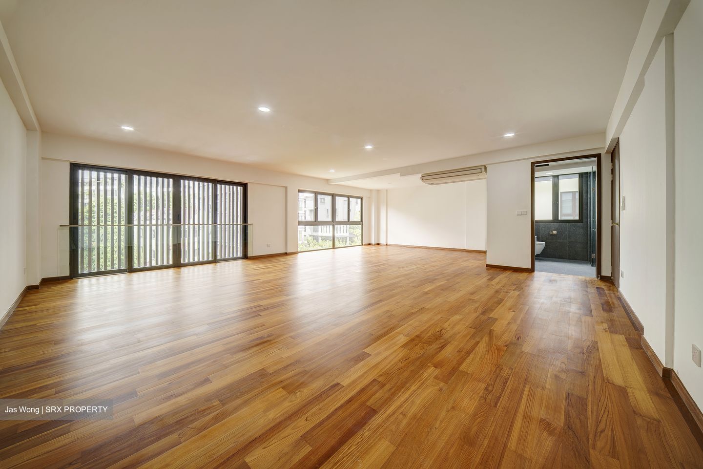 Fernhill Road (D10), Semi-Detached #585074931